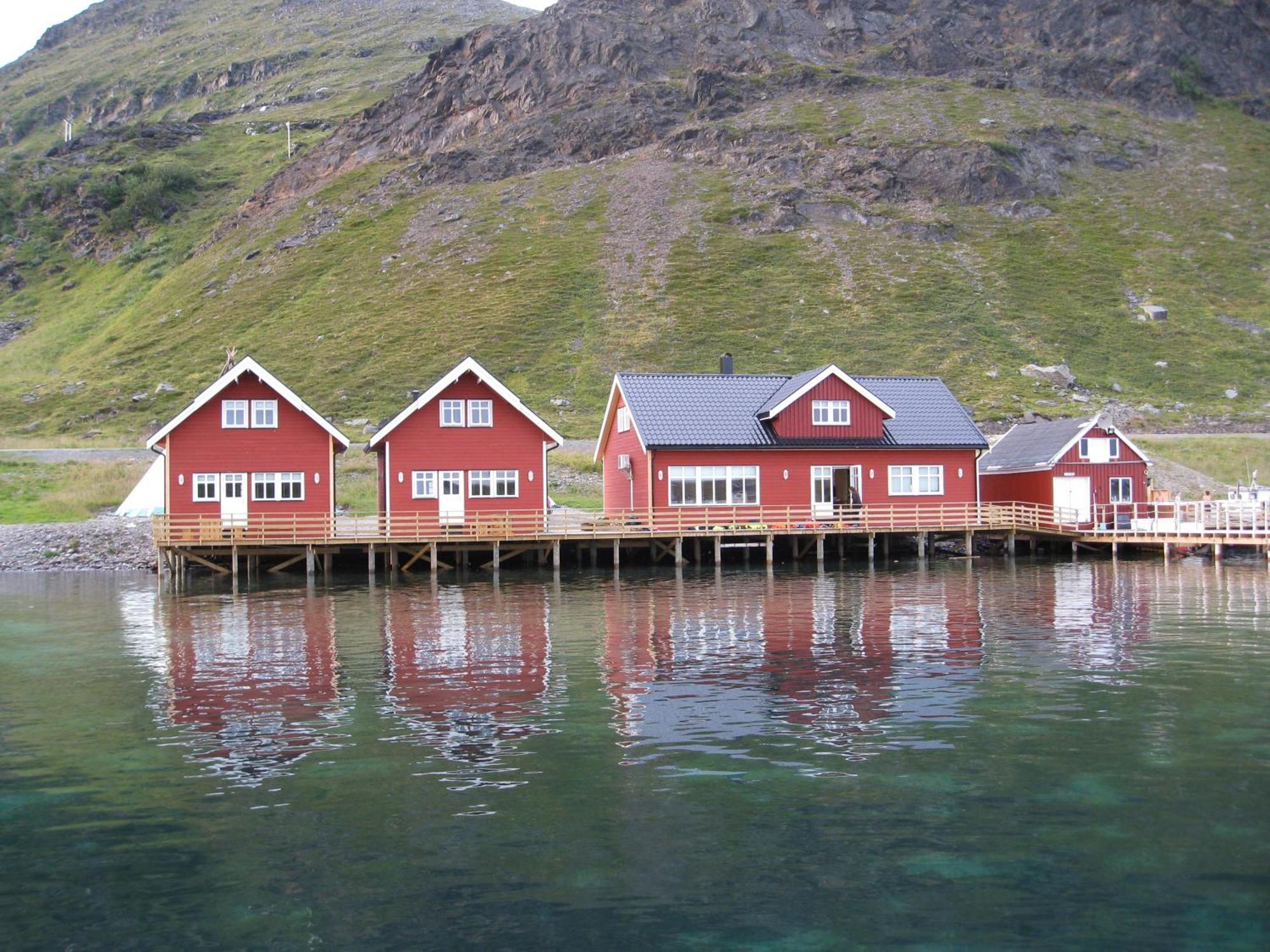 Sarnes Seaside Cabins Honningsvåg Esterno foto